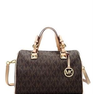 Michael Kors Grayson Signature Print Med. Satchel